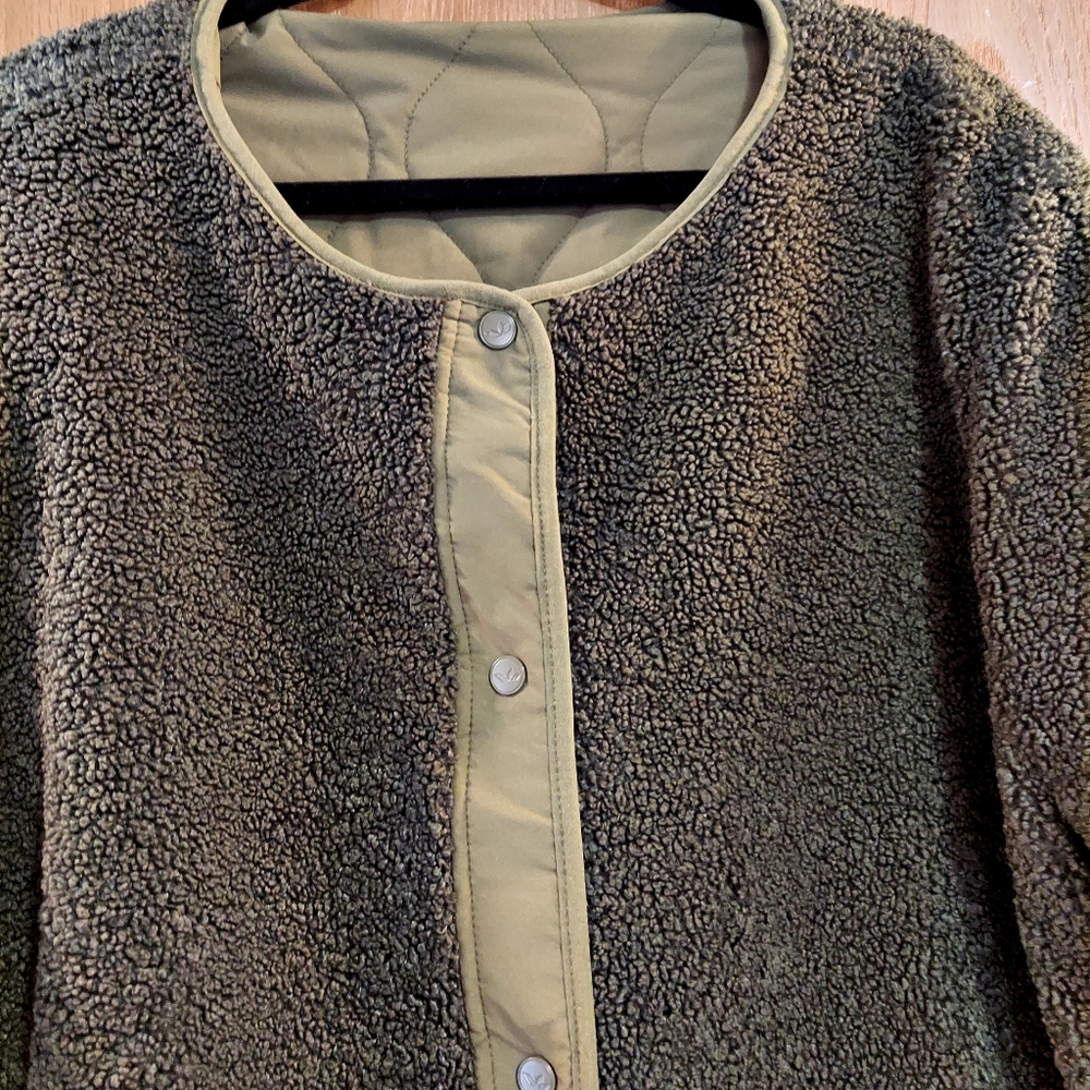 NWT UGG Koolaburra Olive Green Reversible Jacket XXL Ptp 27" Length 32" - Picture 6 of 7